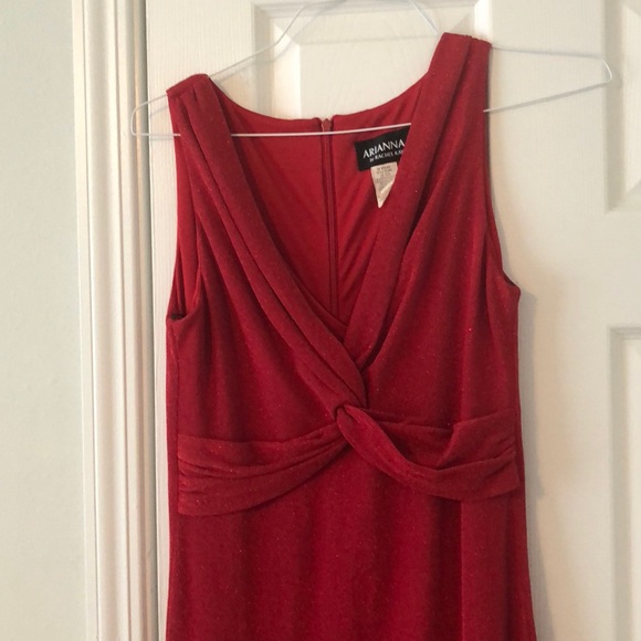 Red gown - Picture 2 of 3